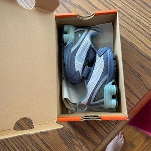 Little nike shox turbo IV